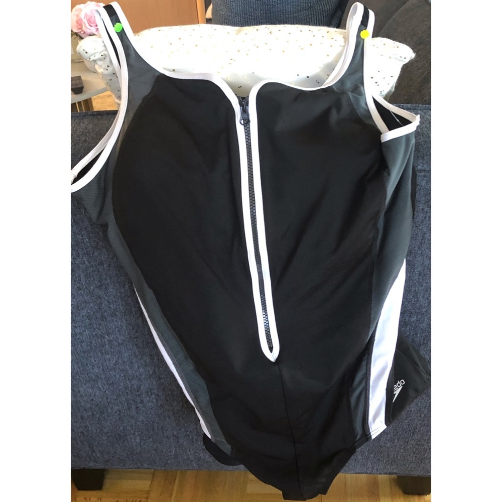 Speedo Woman’s Black Performance Swim Suit
